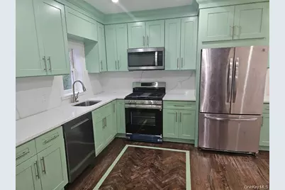 94 Briggs Avenue, Yonkers, NY 10701 - Photo 2