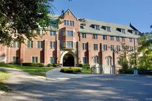 403 Chateau Rive, Peekskill, NY 10566 - Photo 2