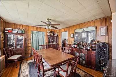 27 Faneuil Place, New Rochelle, NY 10801 - Photo 12