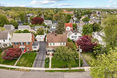 27 Faneuil Place, New Rochelle, NY 10801 - Photo 30