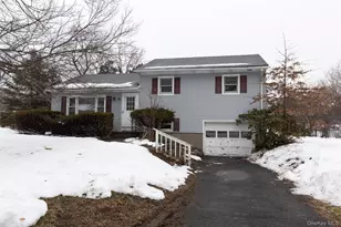 16 Stirrup Dr, Newburgh, NY 12550 - Photo 28