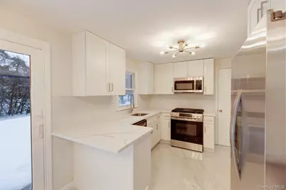 16 Stirrup Drive, Newburgh, NY 12550 - Photo 2