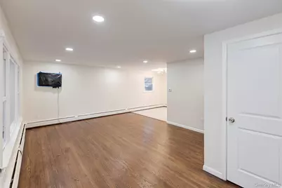 16 Stirrup Drive, Newburgh, NY 12550 - Photo 8