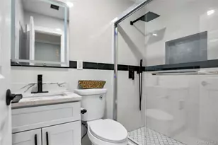 45 Colony Ln, Syosset, NY 11791 - Photo 16