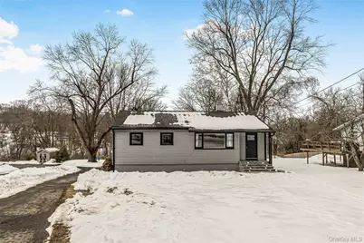 221 Lafayette Avenue, Cortlandt Manor, NY 10567 - Photo 20