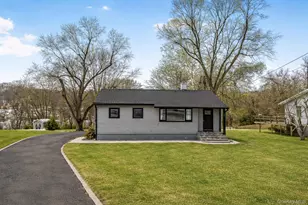 221 Lafayette Ave, Cortlandt Manor, NY 10567 - Photo 2