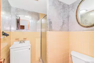 7 Elaine Terrace, Yonkers, NY 10701 - Photo 30