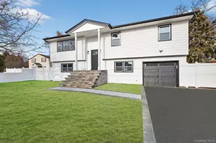 244 N Erie Ave, Lindenhurst, NY 11757 - Photo 2