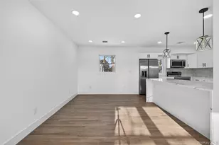 244 N Erie Ave, Lindenhurst, NY 11757 - Photo 10