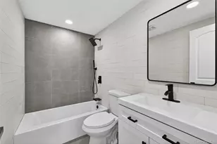 244 N Erie Ave, Lindenhurst, NY 11757 - Photo 24