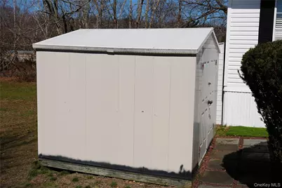 [Address not provided], Calverton, NY 11933 - Photo 16