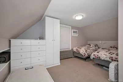 8405 112th Street, Richmond Hill, NY 11418 - Photo 22