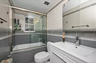 84-05 112th St, Richmond Hill, NY 11418 - Photo 24