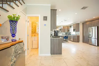 165 W Walnut Street, Long Beach, NY 11561 - Photo 8