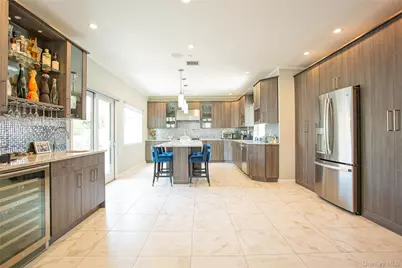 165 W Walnut Street, Long Beach, NY 11561 - Photo 10