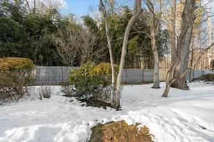 8 Wimbledon Ct, Jericho, NY 11753 - Photo 20