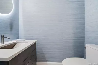 8 Wimbledon Court, Jericho, NY 11753 - Photo 14