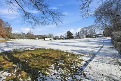 194 Oakdale Bohemia Road, Bohemia, NY 11716 - Photo 38