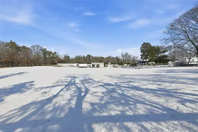 194 Oakdale Bohemia Road, Bohemia, NY 11716 - Photo 36