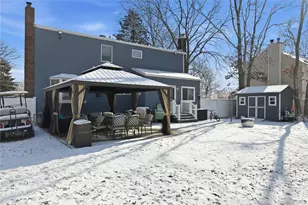 194 Oakdale-Bohemia Rd, Bohemia, NY 11716 - Photo 30