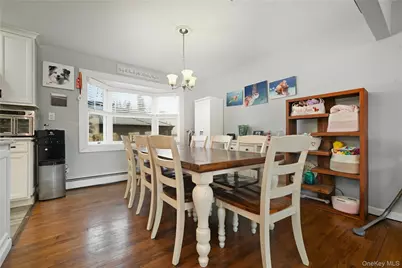 194 Oakdale Bohemia Road, Bohemia, NY 11716 - Photo 8