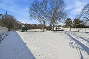 194 Oakdale-Bohemia Rd, Bohemia, NY 11716 - Photo 32