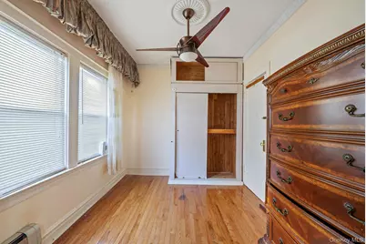 559 E 28th Street, Brooklyn, NY 11210 - Photo 18