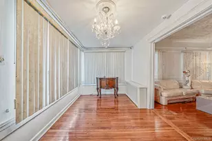 559 E 28th St, Brooklyn, NY 11210 - Photo 4