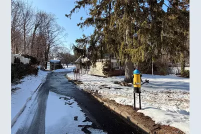 40 Wood Road, Centereach, NY 11720 - Photo 2