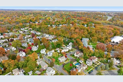 17 Emerson Place, Harrison, NY 10528 - Photo 8