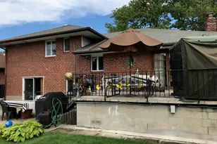 51 Edgewood Dr, New Hyde Park, NY 11040 - Photo 20