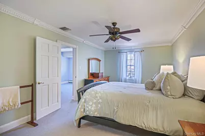 1 6th Street, Nesconset, NY 11767 - Photo 16