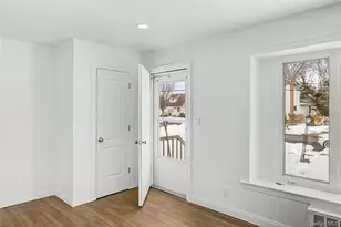 6 Maple Ln, Massapequa Park, NY 11762 - Photo 2