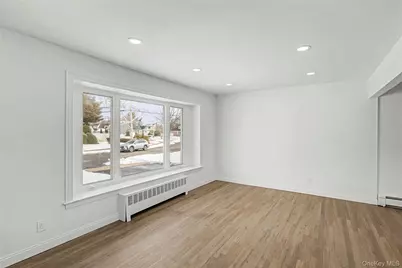 6 Maple Lane, Massapequa Park, NY 11762 - Photo 4