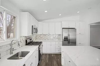 6 Maple Lane, Massapequa Park, NY 11762 - Photo 12