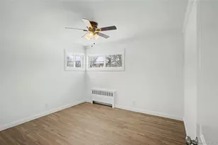 6 Maple Ln, Massapequa Park, NY 11762 - Photo 18