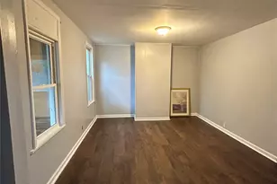 39 Spruce St, Poughkeepsie, NY 12601 - Photo 2