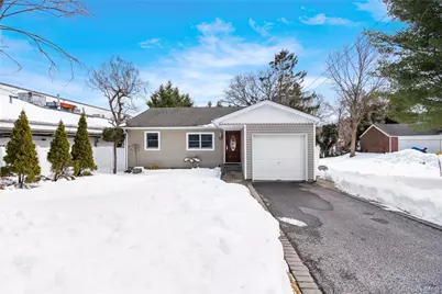 25 State Place, Huntington, NY 11743 - Photo 1