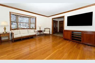 3 Danielle Court, Montebello, NY 10901 - Photo 8