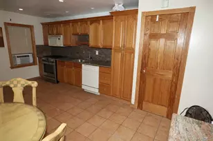 132-05 83rd St, Ozone Park, NY 11417 - Photo 4