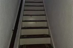 208 S Grand Ave, Poughkeepsie, NY 12603 - Photo 18