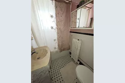 208 S Grand Avenue, Poughkeepsie, NY 12603 - Photo 14