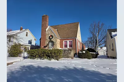 208 S Grand Avenue, Poughkeepsie, NY 12603 - Photo 2