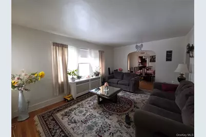 208 S Grand Avenue, Poughkeepsie, NY 12603 - Photo 4