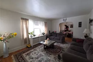 208 S Grand Ave, Poughkeepsie, NY 12603 - Photo 4