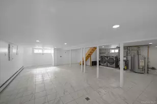 154-25 13th Ave, Whitestone, NY 11357 - Photo 14