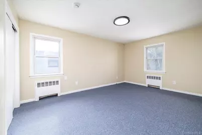 24 S Corona Avenue, Valley Stream, NY 11580 - Photo 8