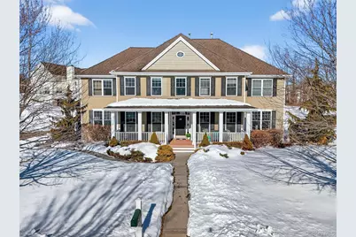 205 Buttonwood Way, Hopewell Junction, NY 12533 - Photo 2