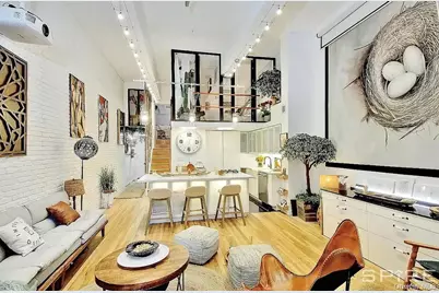 130 Barrow Street #310, New York, NY 10014 - Photo 2