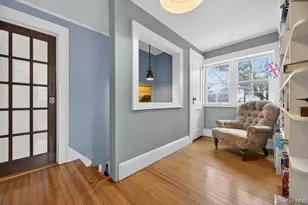 28 Jane St, Roslyn Heights, NY 11577 - Photo 18